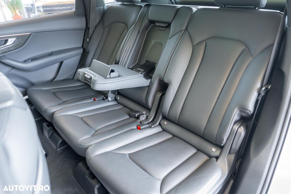 Audi Q7 3.0 55 TFSIe quattro Tiptronic S Line - 22