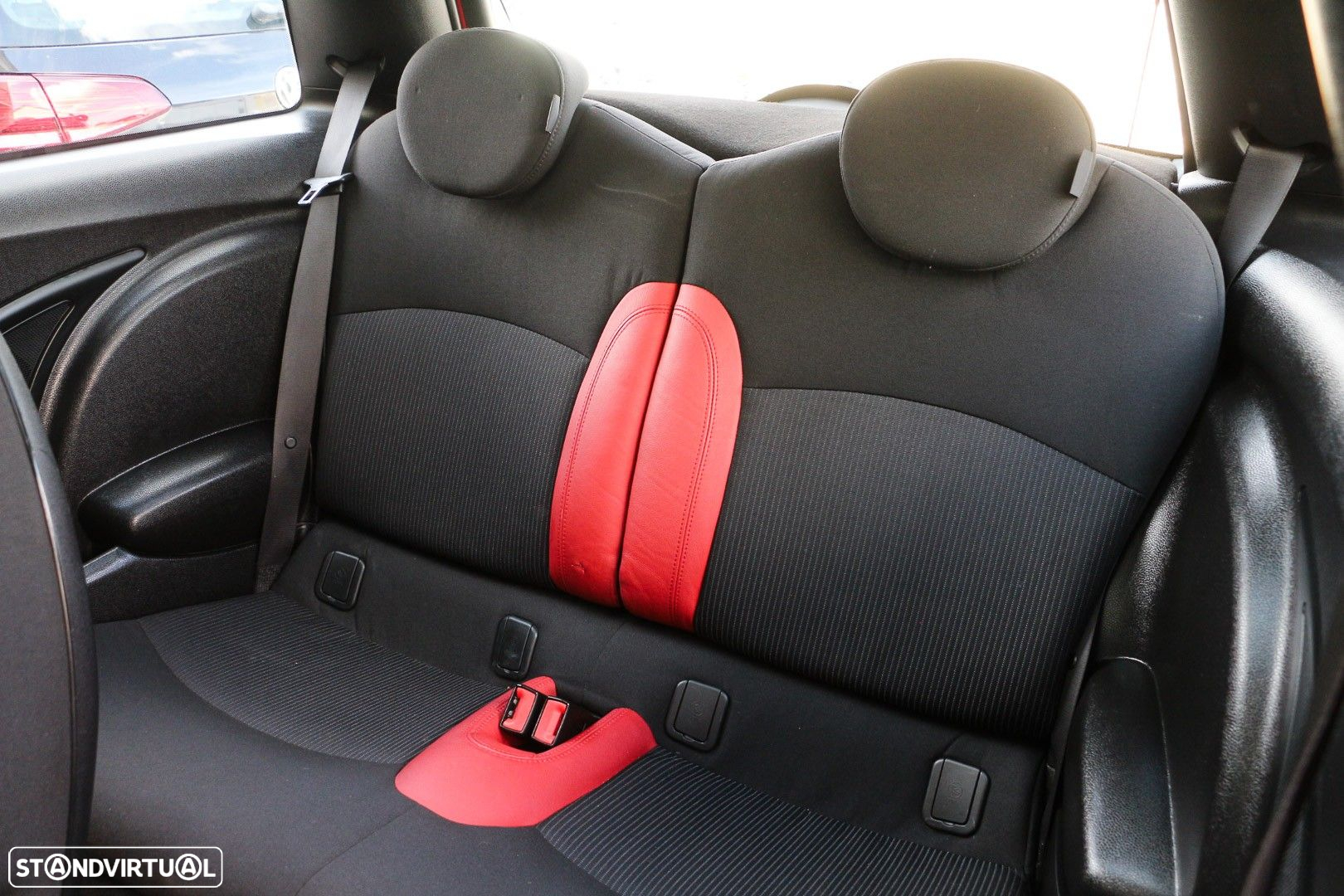MINI 3 Portas John Cooper Works - 18