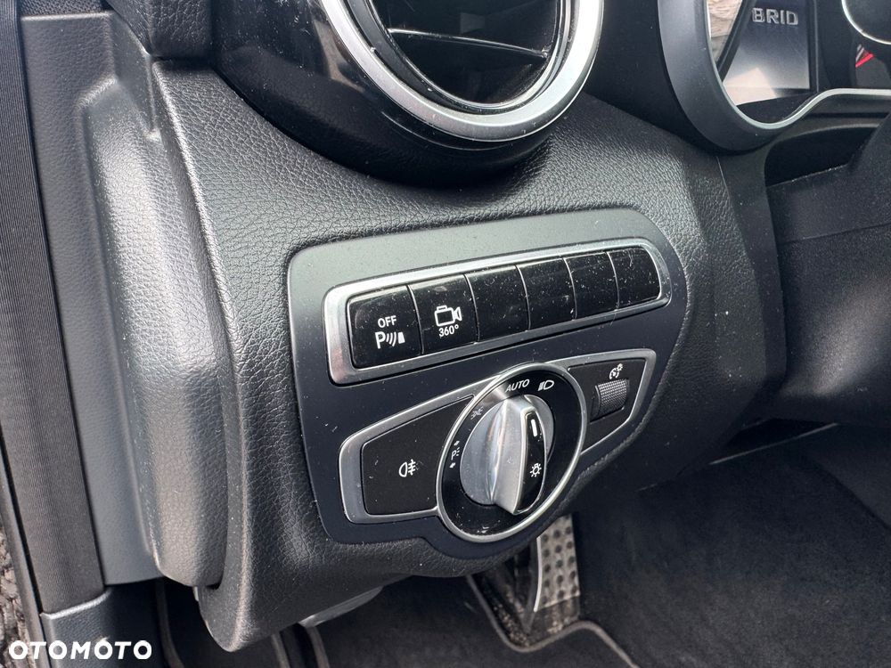 Mercedes-Benz Klasa C 350 e 7G-TRONIC AMG Line - 24