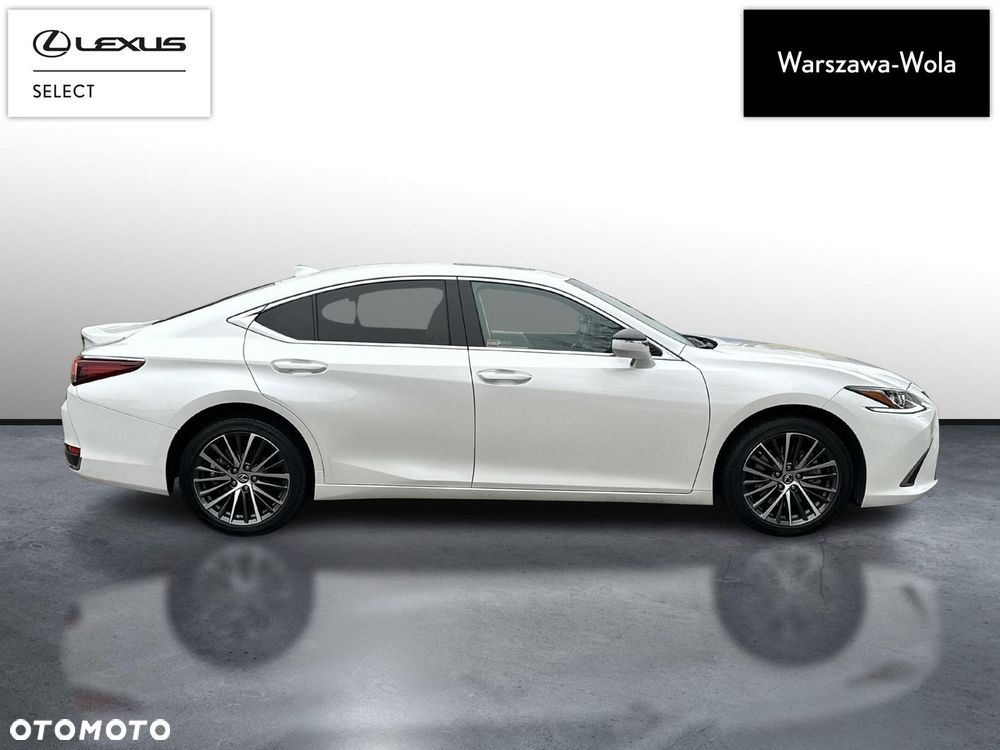 Lexus ES 300h Business Edition - 9
