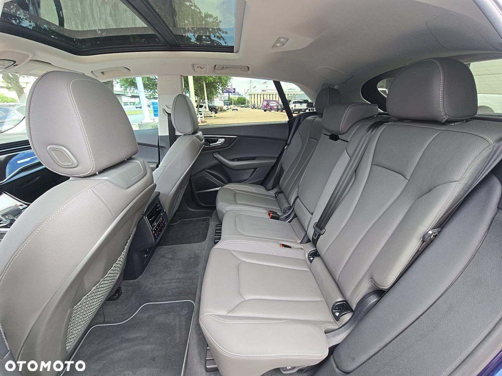 Audi Q8 55 TFSI mHEV Quattro Tiptronic - 17