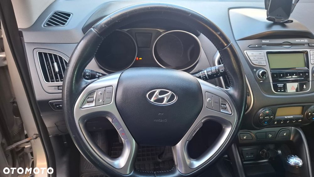 Hyundai ix35 2.0 2WD Style - 16
