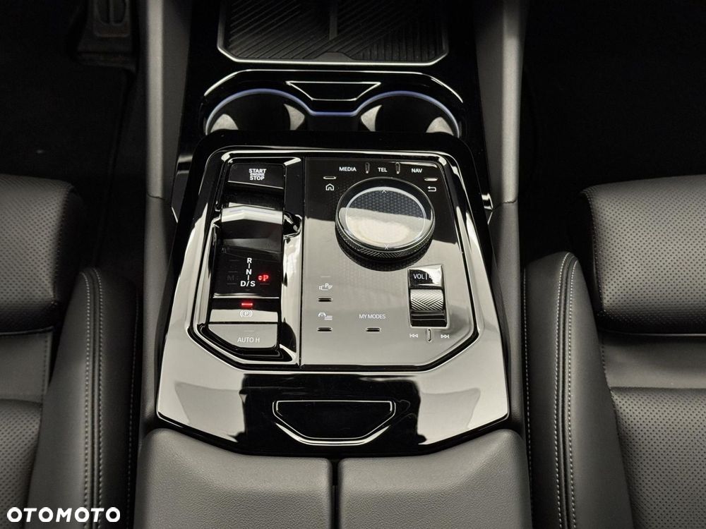 BMW Seria 5 520d mHEV M Sport - 31