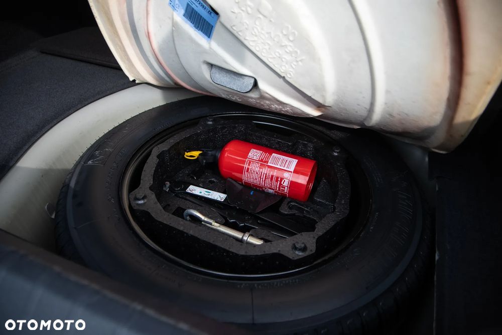 Peugeot 508 1.6 e-THP Allure S&S - 19