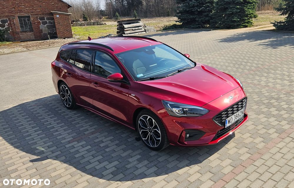 Ford Focus 1.5 EcoBoost Titanium ASS - 10