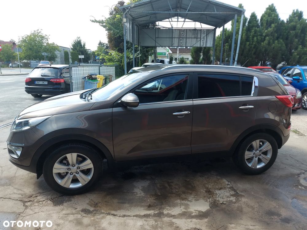 Kia Sportage 2.0 CRDI 4WD Dream-Team Edition - 36