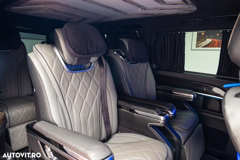 Mercedes-Benz V - 12