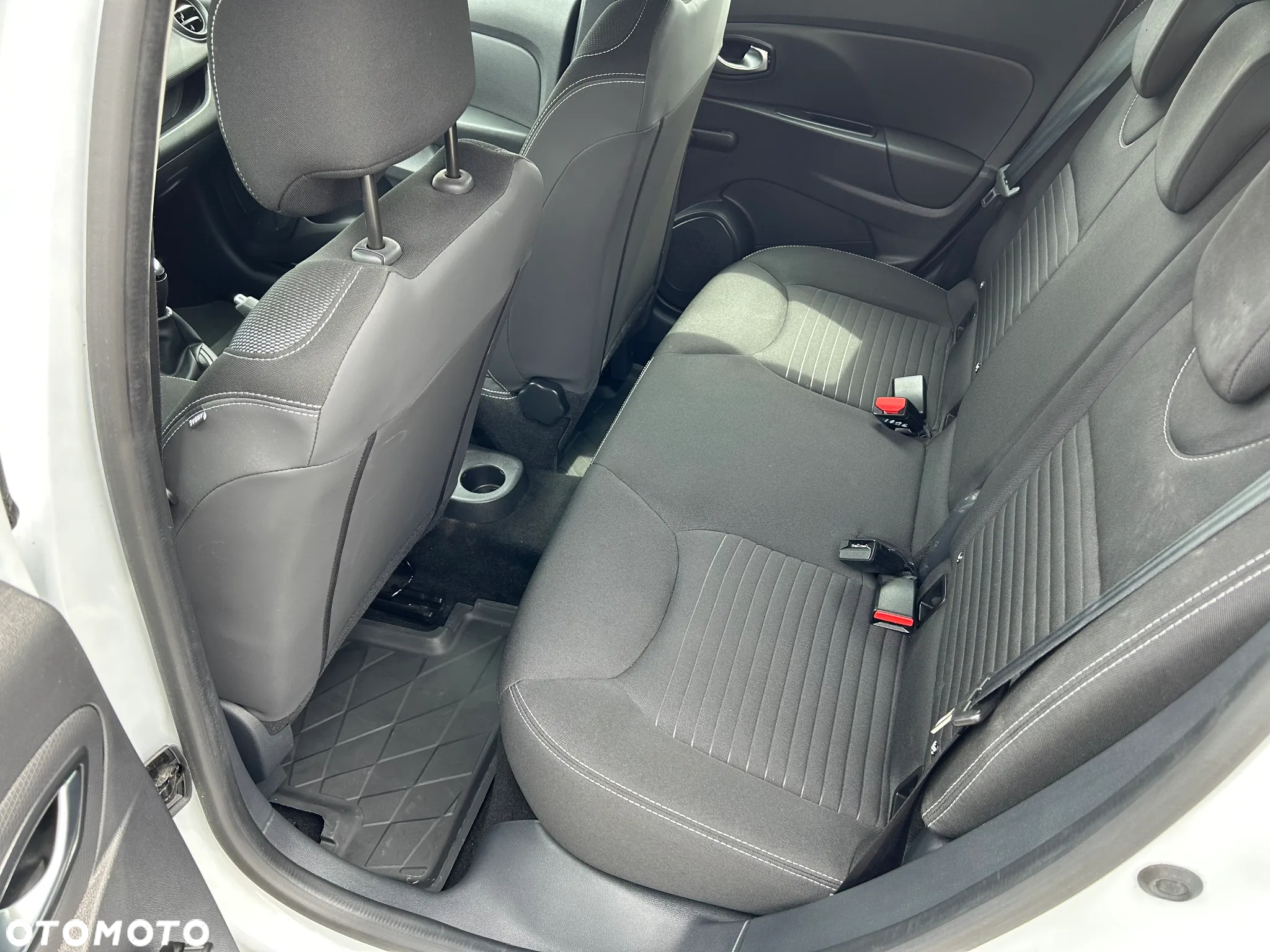 Renault Clio 1.2 16V Alize - 6