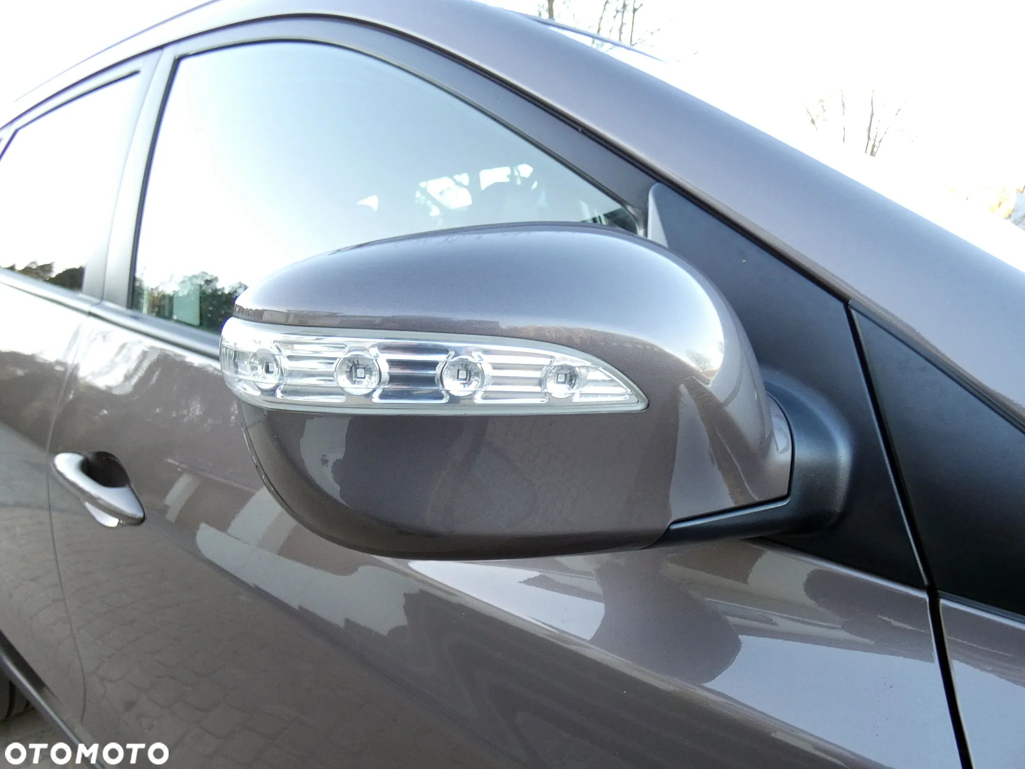 Hyundai ix35 blue 1.6 2WD Finale Gold - 25