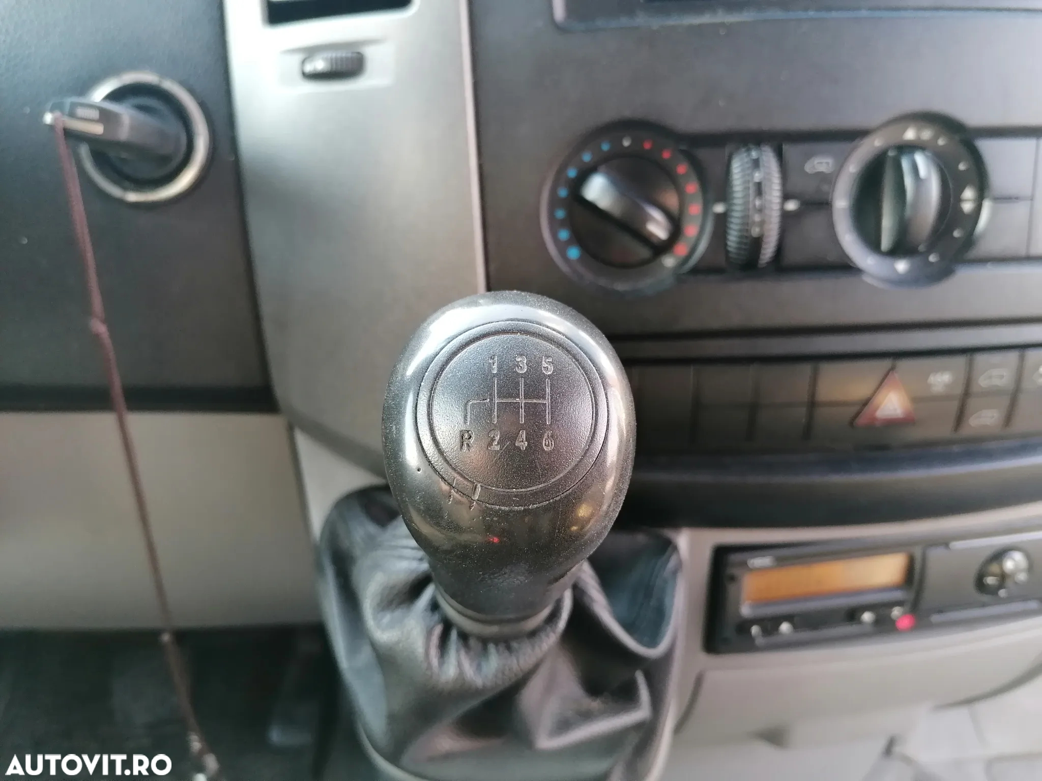 Mercedes-Benz Sprinter 516 CDI - 12