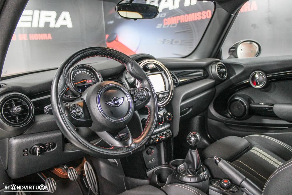 MINI 3 Portas Cooper D - 20