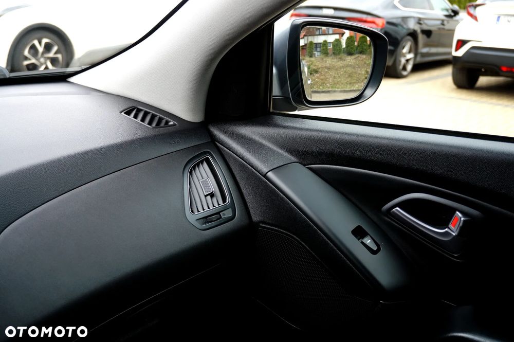 Hyundai ix35 1.6 GDI Premium 2WD - 35