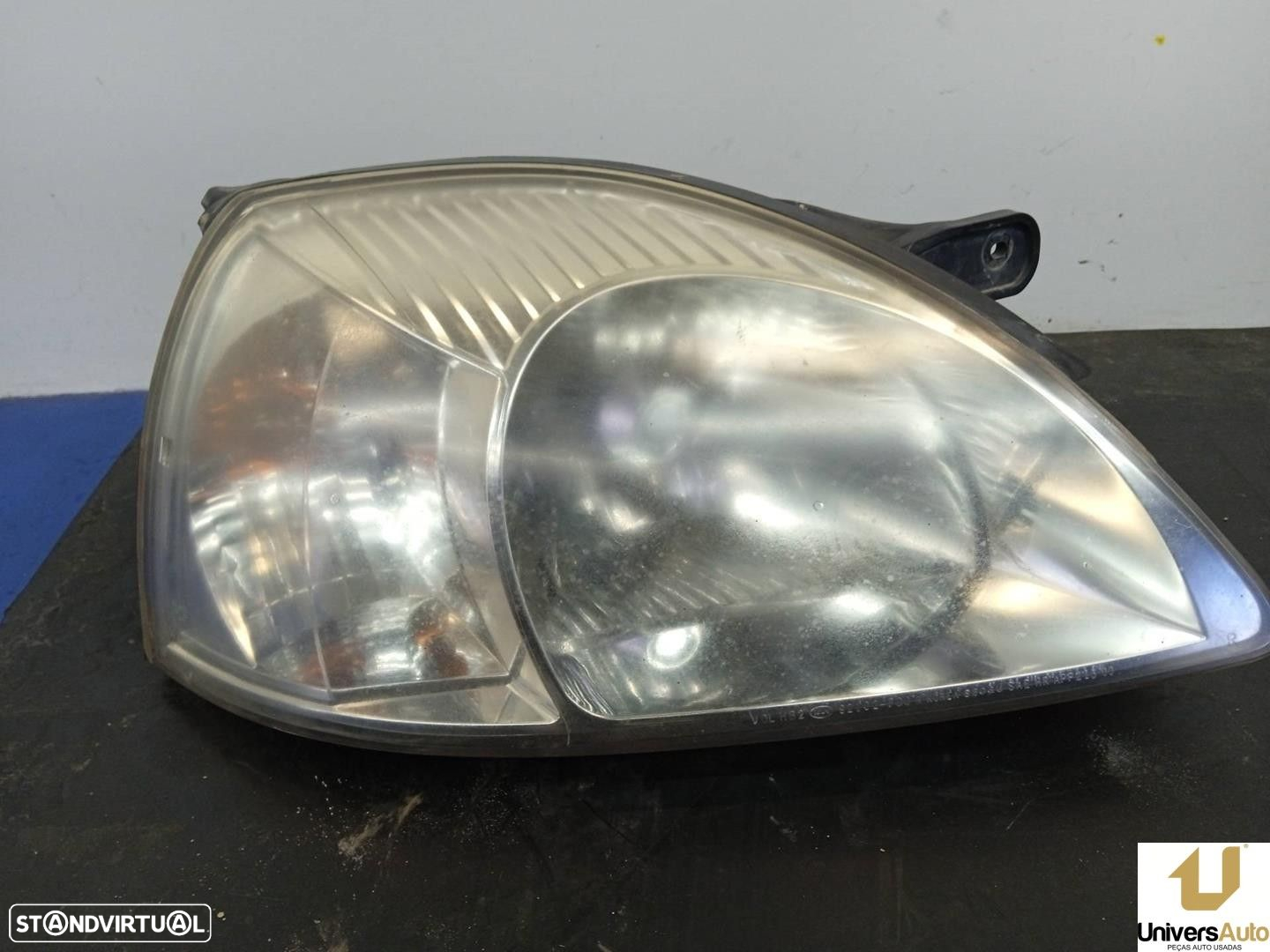 FAROL DIREITO KIA RIO BREAK FAMILIAR 2004 -A3E - 4