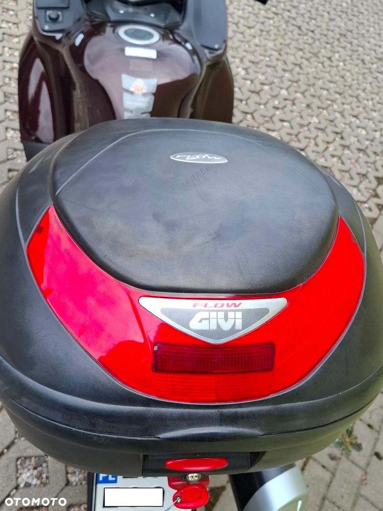 Kawasaki GTR - 10