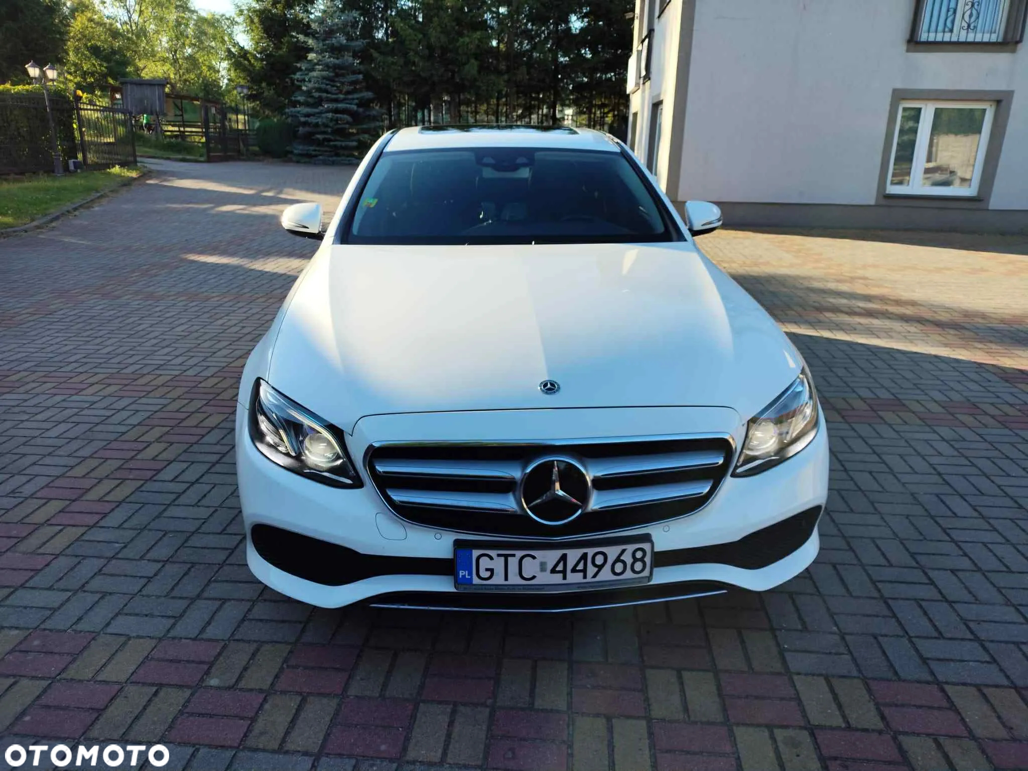 Mercedes-Benz Klasa E 350 BlueTEC 9G-TRONIC Avantgarde - 2