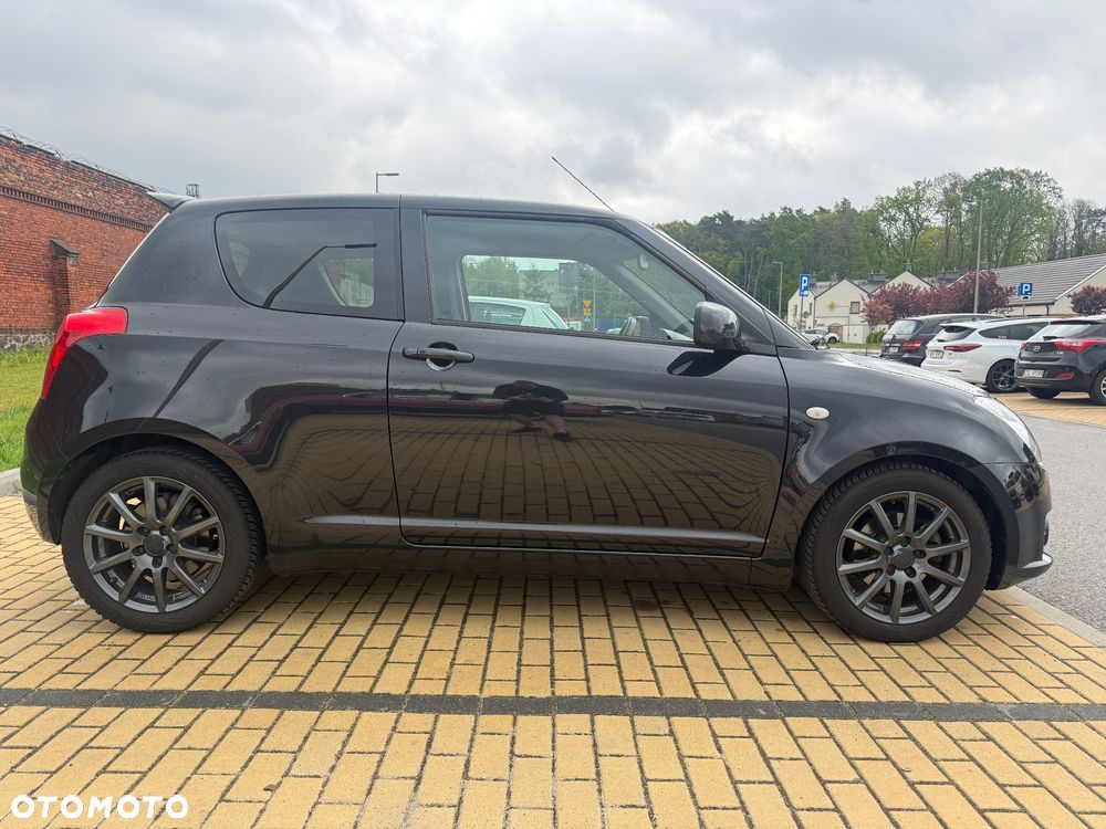 Suzuki Swift 1.6 Sport Rock am Ring - 7