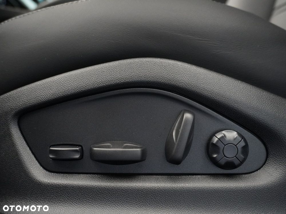 Porsche Cayenne Black Edition - 23