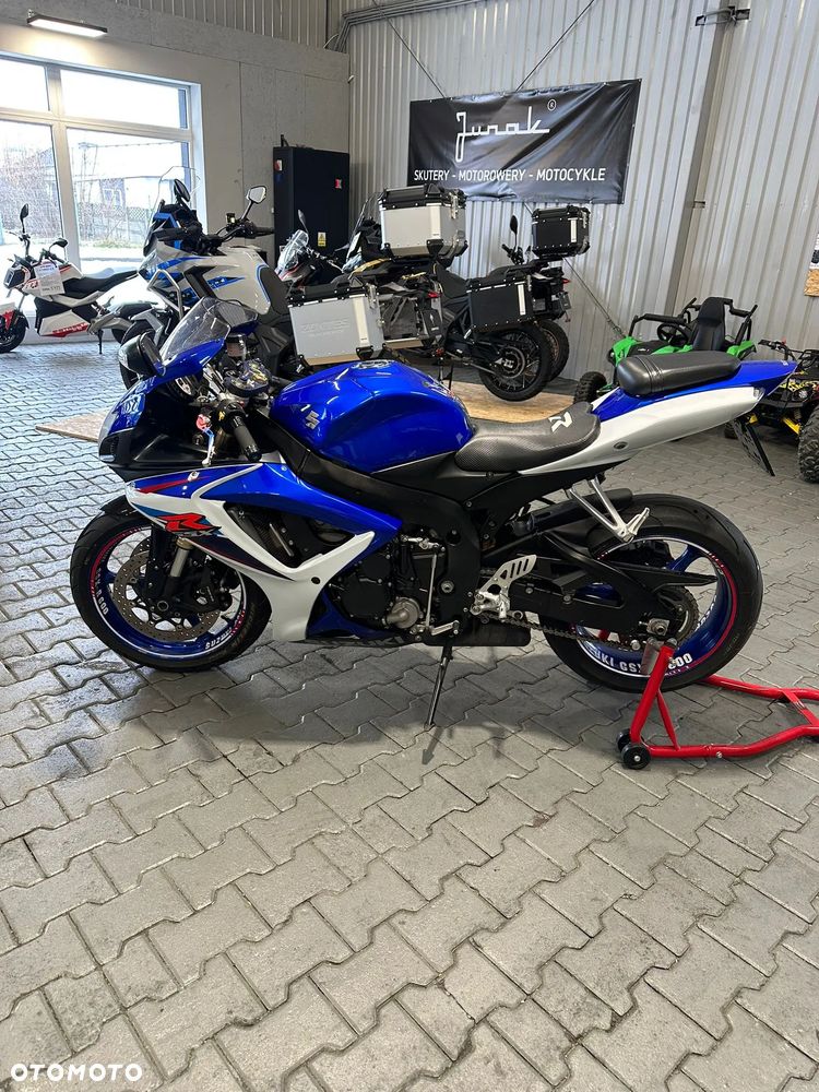 Suzuki GSX-R - 2