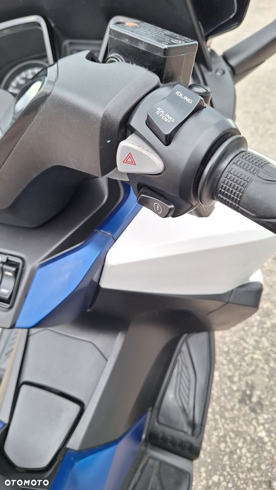 Honda NSS - 22