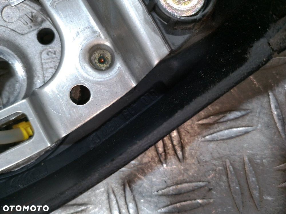 KIEROWNICA Z PODUSZKĄ AUDI A3 ( 8L1 ) 8L0880201 8L0419091D - 9