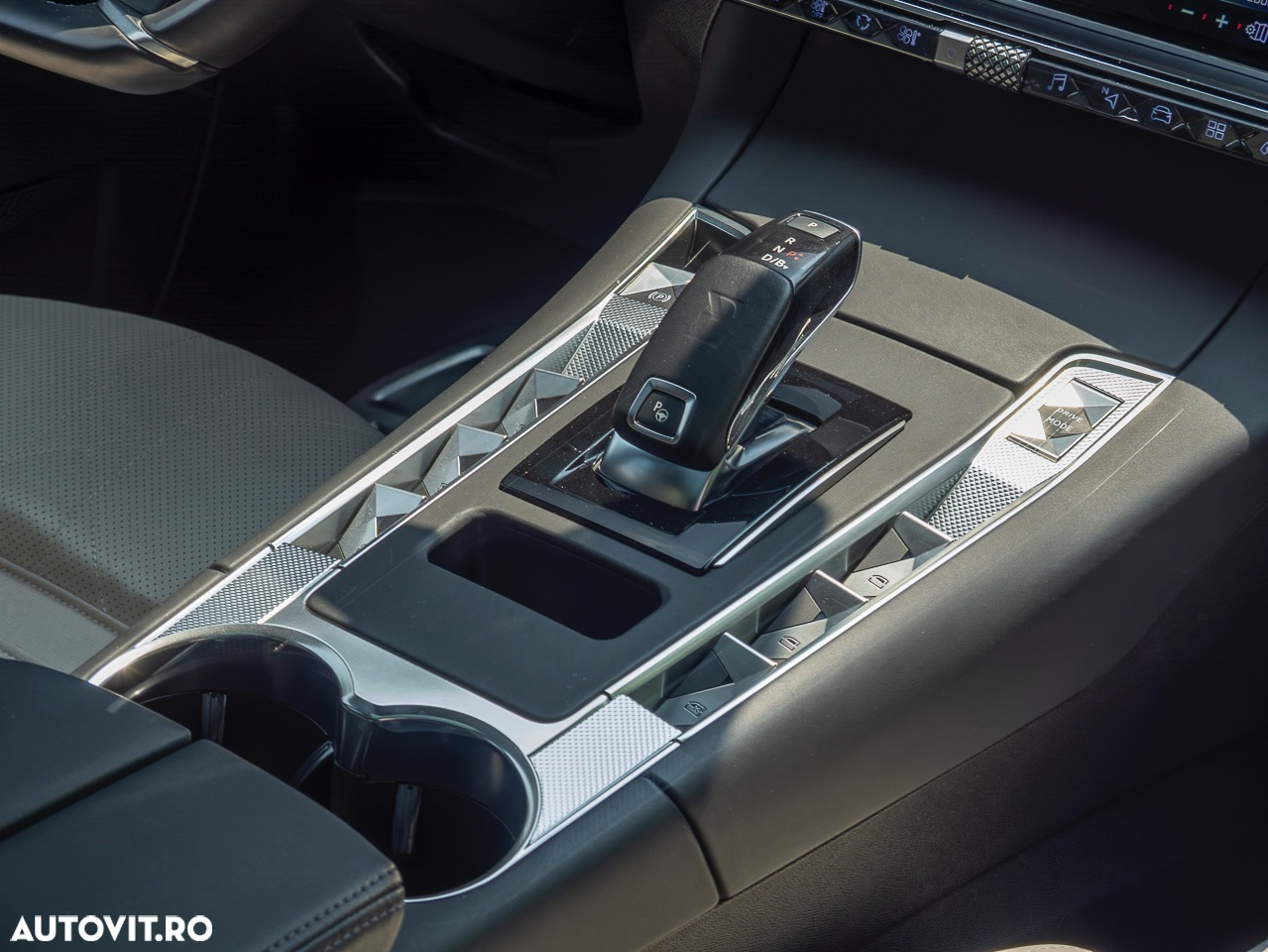 Citroën DS7 Crossback E-TENSE 4x4 GRAND CHIC - 13