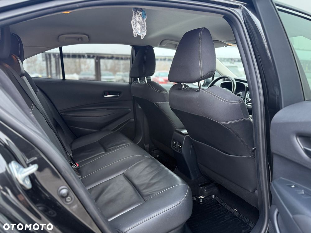 Toyota Corolla 1.8 Hybrid GPF Executive - 16