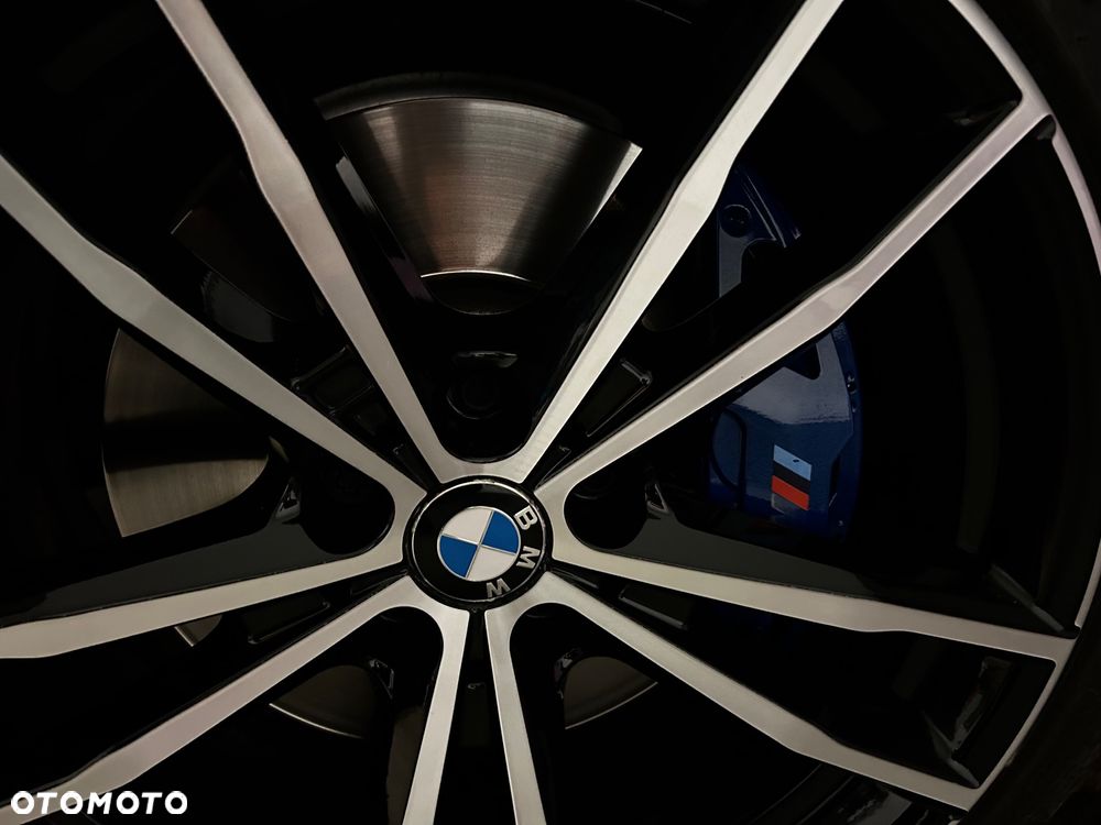 BMW Seria 3 318i M Sport - 11