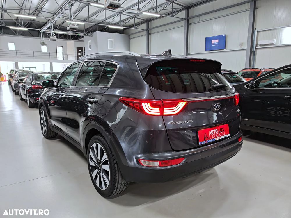 Kia Sportage 1.7 DSL 7DCT 4x2 Style - 6