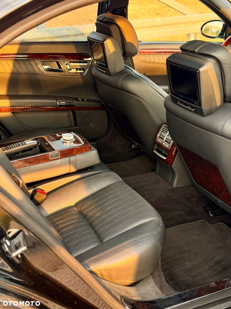 Mercedes-Benz Klasa S 600 L - 21