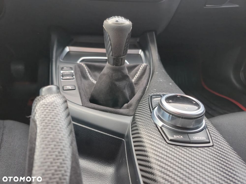 BMW Seria 1 - 30
