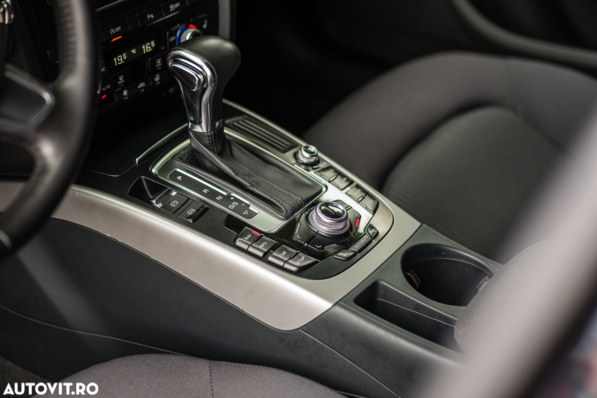 Audi A4 2.0 TDI Multitronic Avant - 28