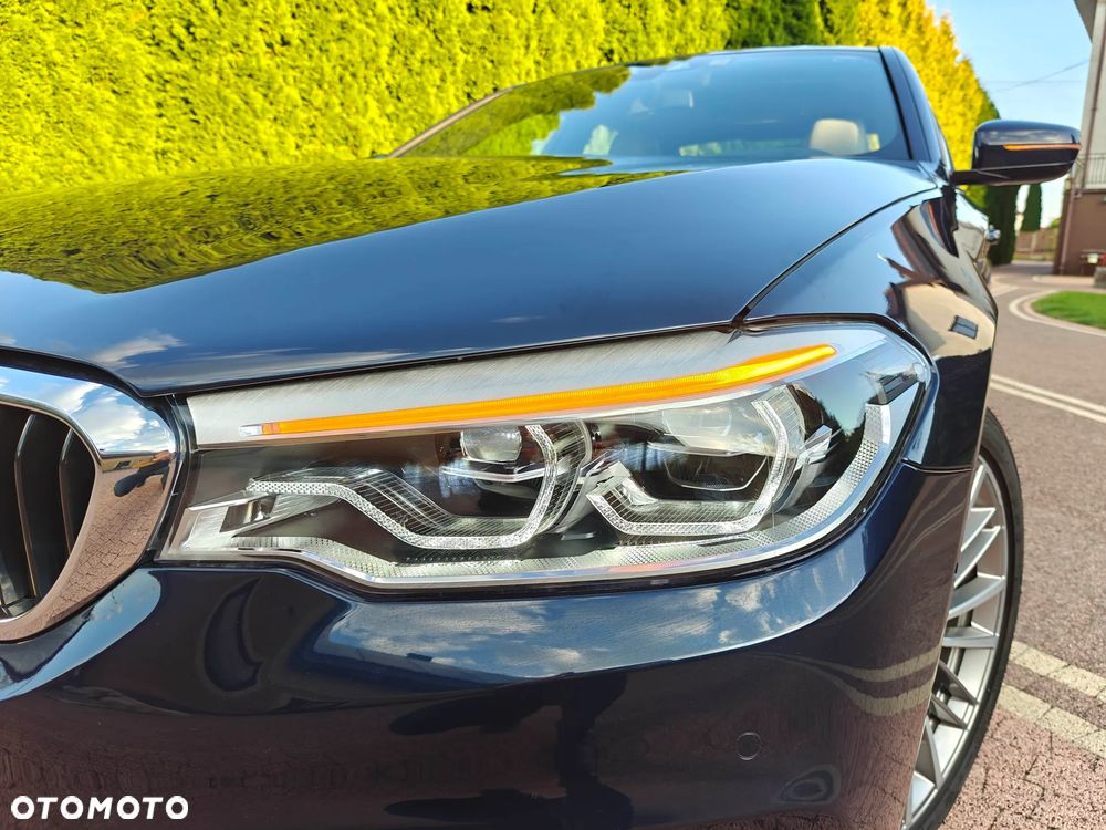 BMW Seria 5 530i xDrive Sport Line - 6