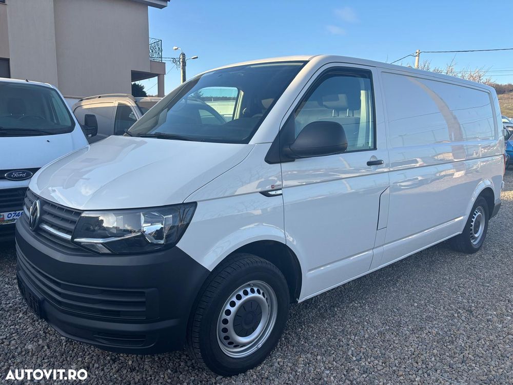 Volkswagen Transporter - 1