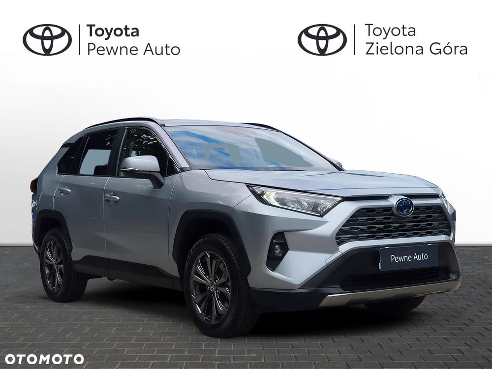 Toyota RAV4 - 8