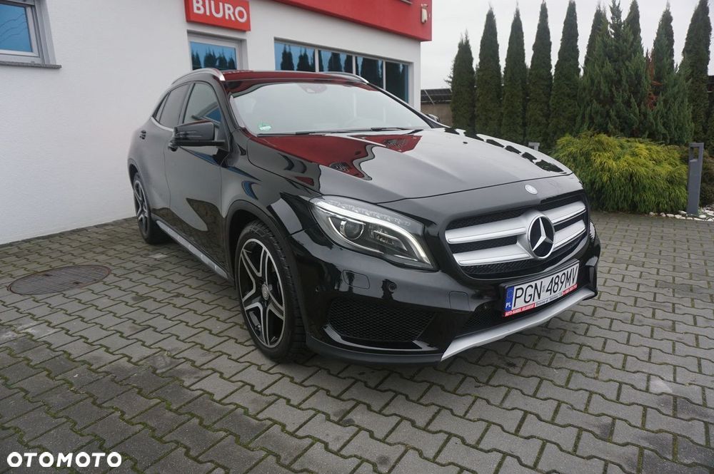 Mercedes-Benz GLA 200 7G-DCT AMG Line - 1