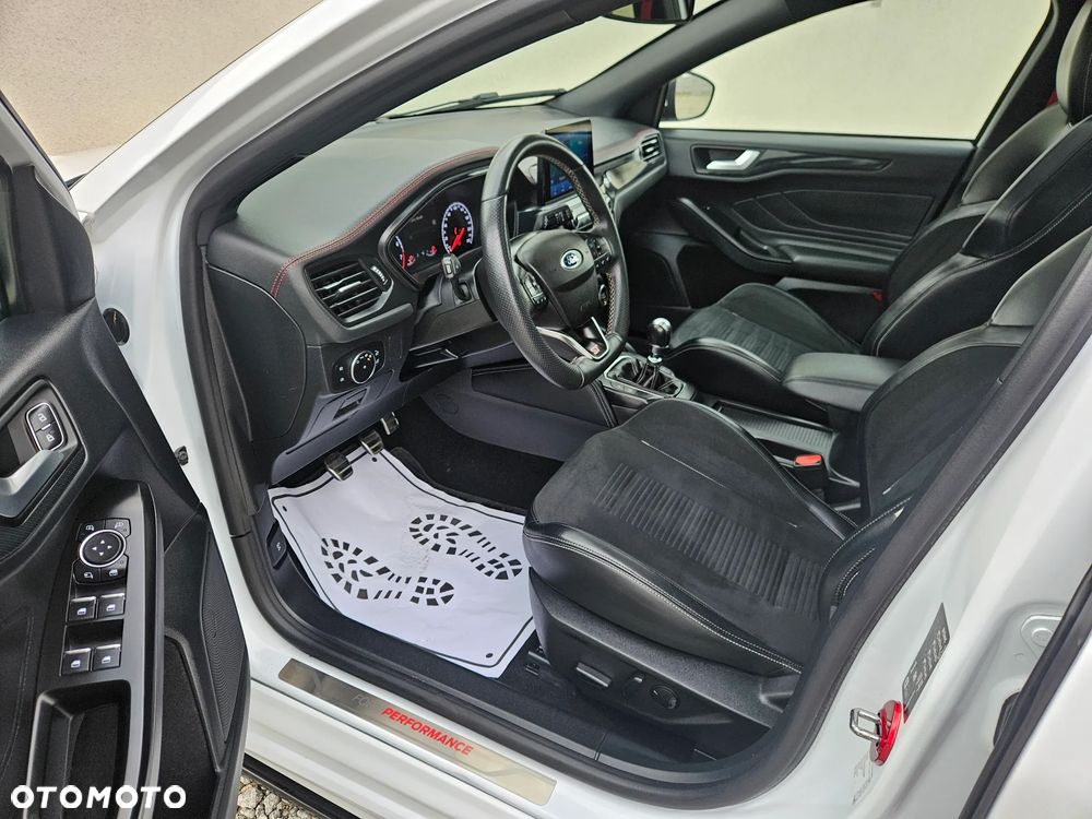 Ford Focus 2.3 EcoBoost S&S ST mit Styling-Paket - 7