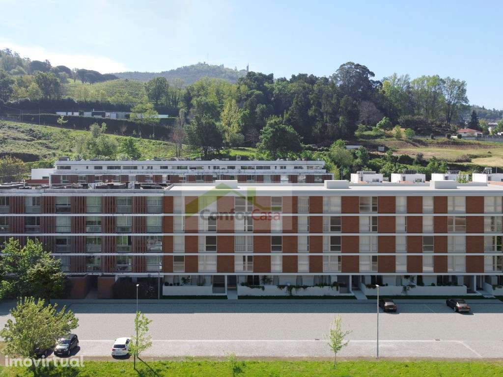 Apartamento T4 Novo à Venda em Guimarães com Garagem e Varanda - Grande imagem: 5/12