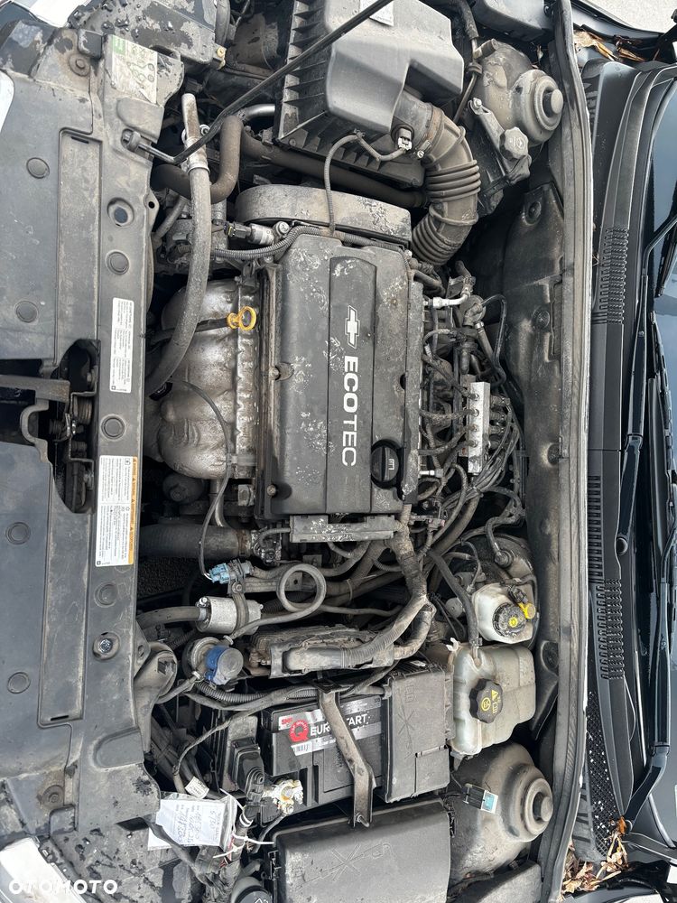 Chevrolet Cruze 1.8 LS+ - 12