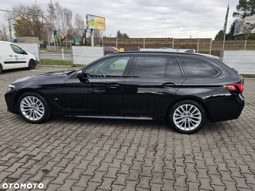 BMW Seria 5 520d xDrive MHEV M Sport sport - 3