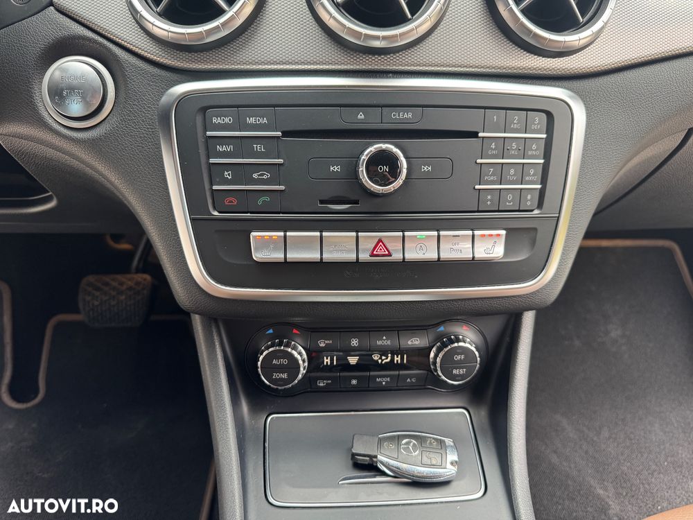 Mercedes-Benz CLA 200 7G-DCT - 10