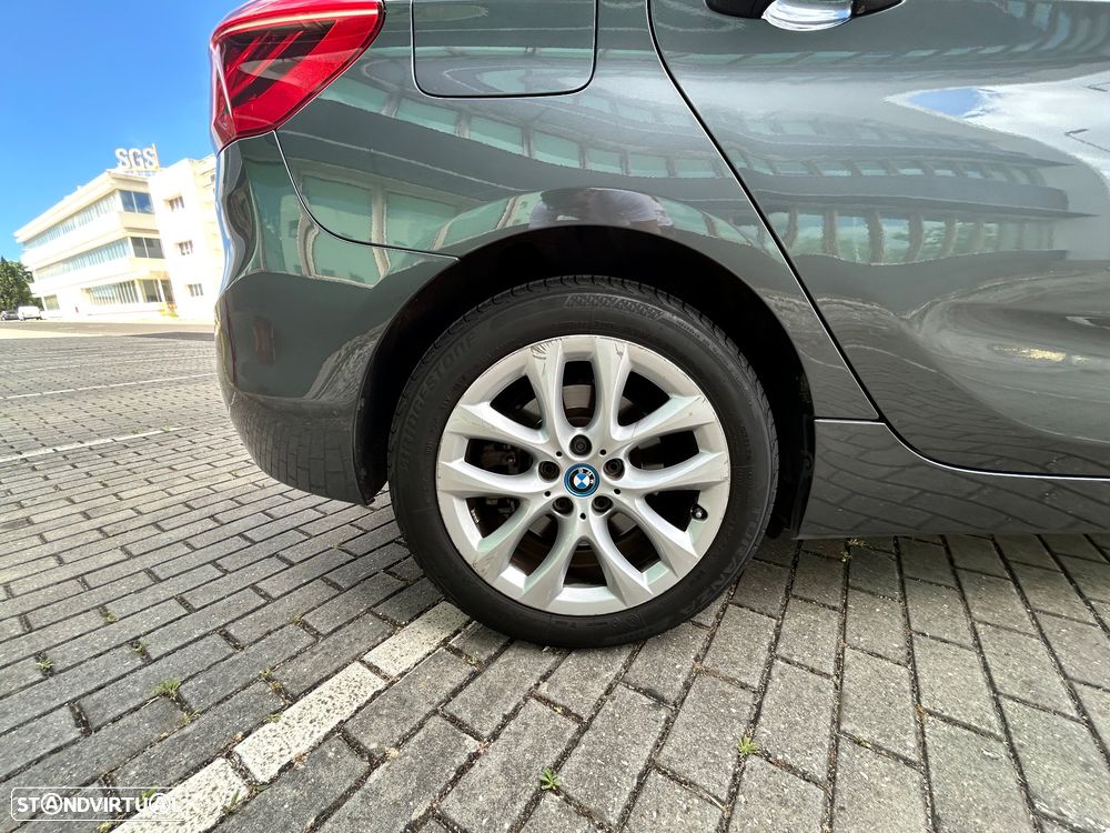 BMW 225xe Active Tourer - 31