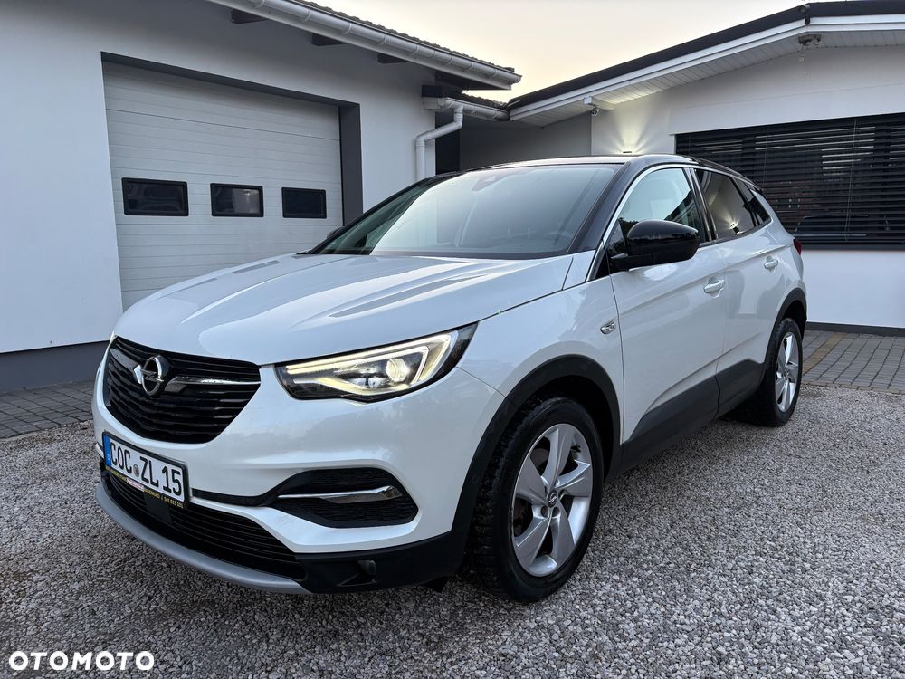 Opel Grandland X 1.2 Start/Stop INNOVATION - 2