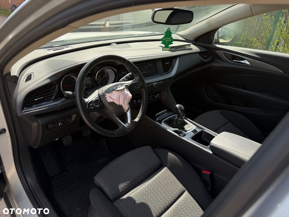 Opel Insignia 1.5 T Exclusive S&S - 9