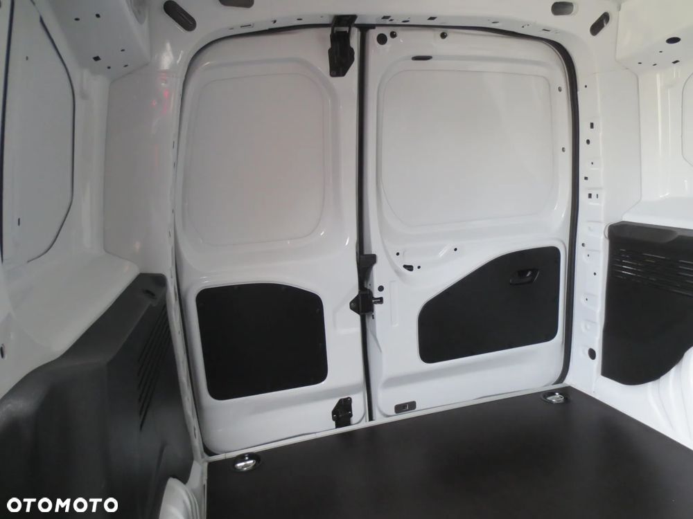 Fiat DOBLO SALON POLSKA ORYGINAŁ LAKIER i NISKI PRZEBIEG - 30