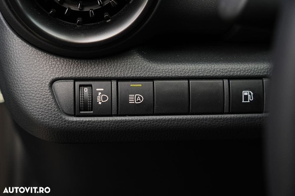 Toyota C-HR 1.8 HSD 122 CP 4x2 CVT Core - 15