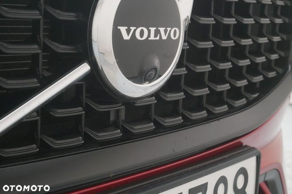 Volvo XC 60 B5 B AWD Plus Bright - 21