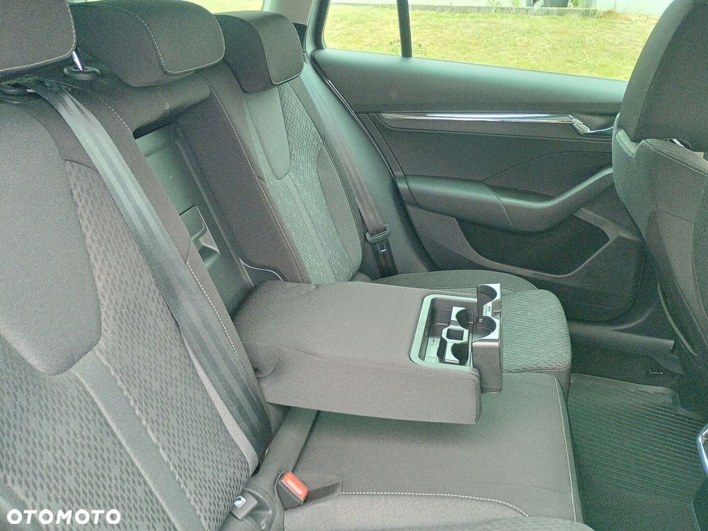 Skoda Octavia 2.0 TDI Style DSG - 15