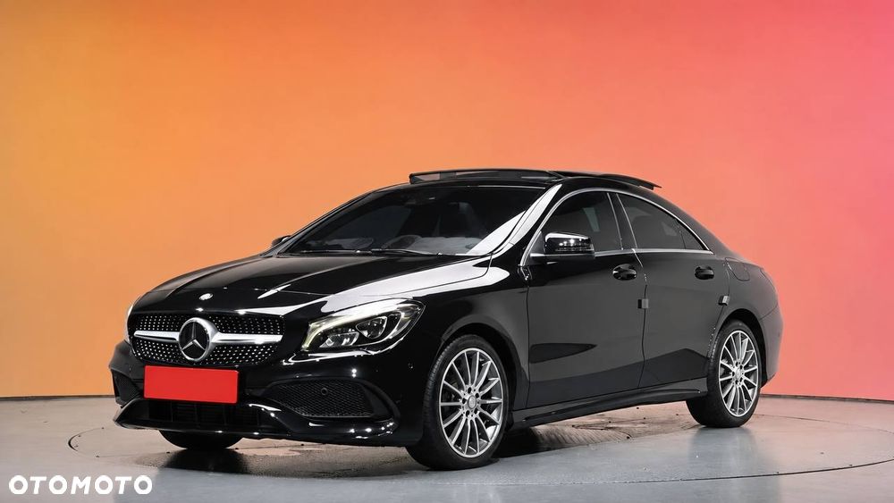 Mercedes-Benz CLA 250 4Matic 7G-DCT AMG Line - 1