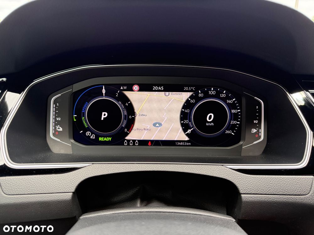 Volkswagen Passat - 7