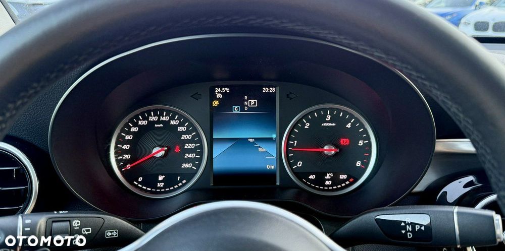 Mercedes-Benz GLC 300 d 4Matic 9G-TRONIC - 25